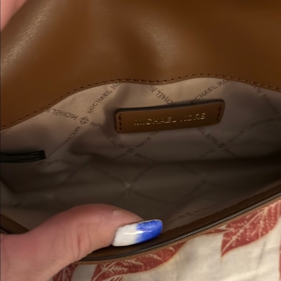 3 Michael Kors Brown and Cream bags - Picture 4 of 15